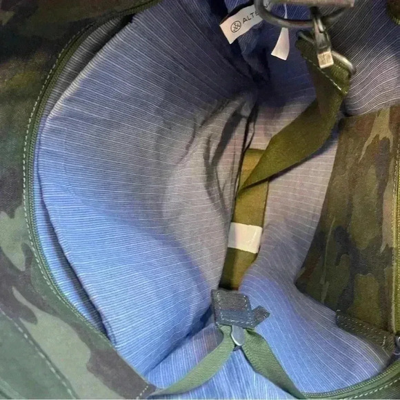 NWT WWE Wrestling Alternative Camouflage Computer Tote Bag - Picture 5 of 7